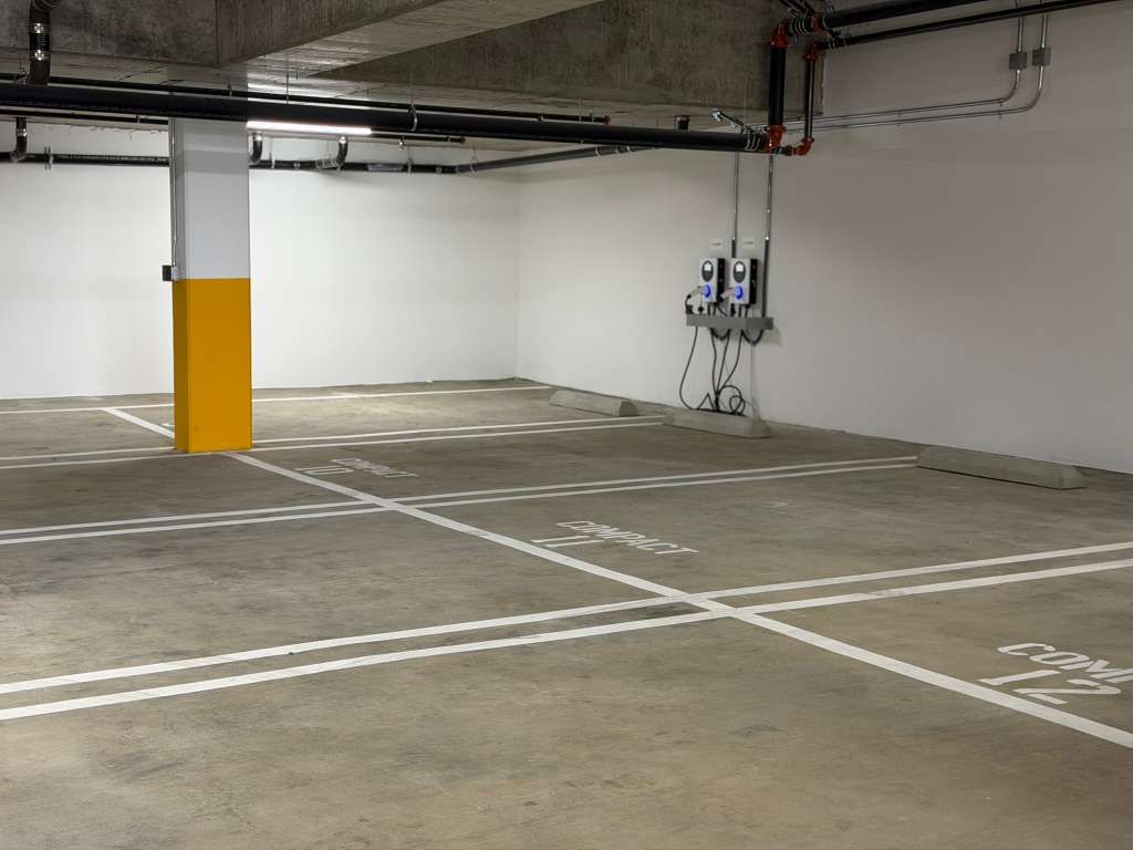 Parking garage — parking photo, 5119 Colfax