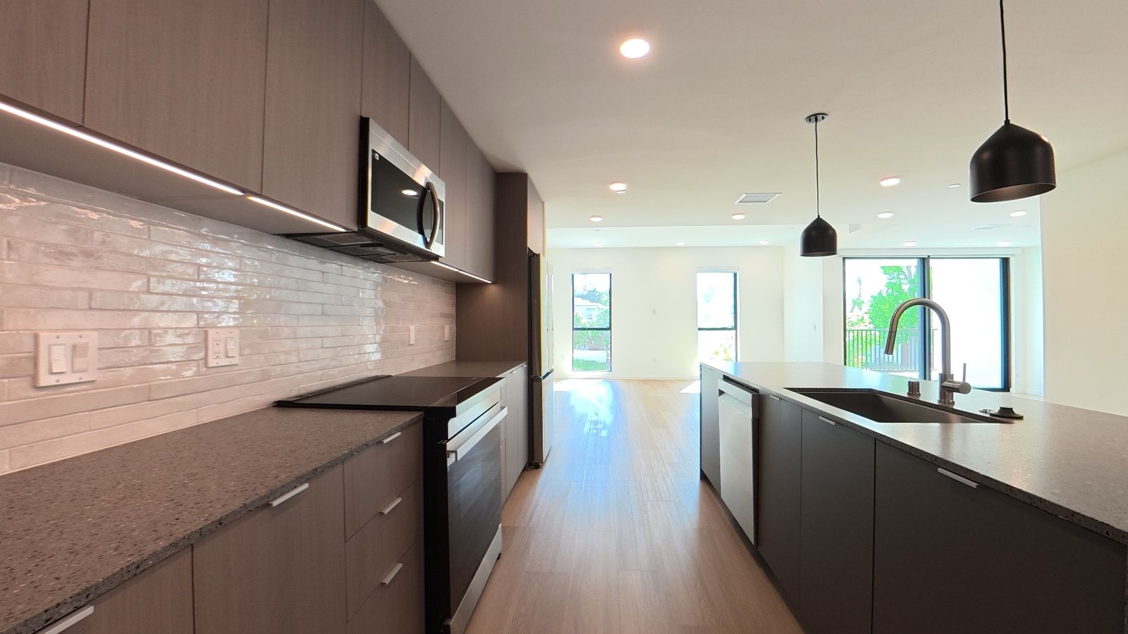 Kitchen island — residences photo, 5119 Colfax