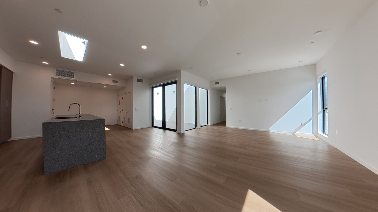 Living room — residences photo, 5119 Colfax
