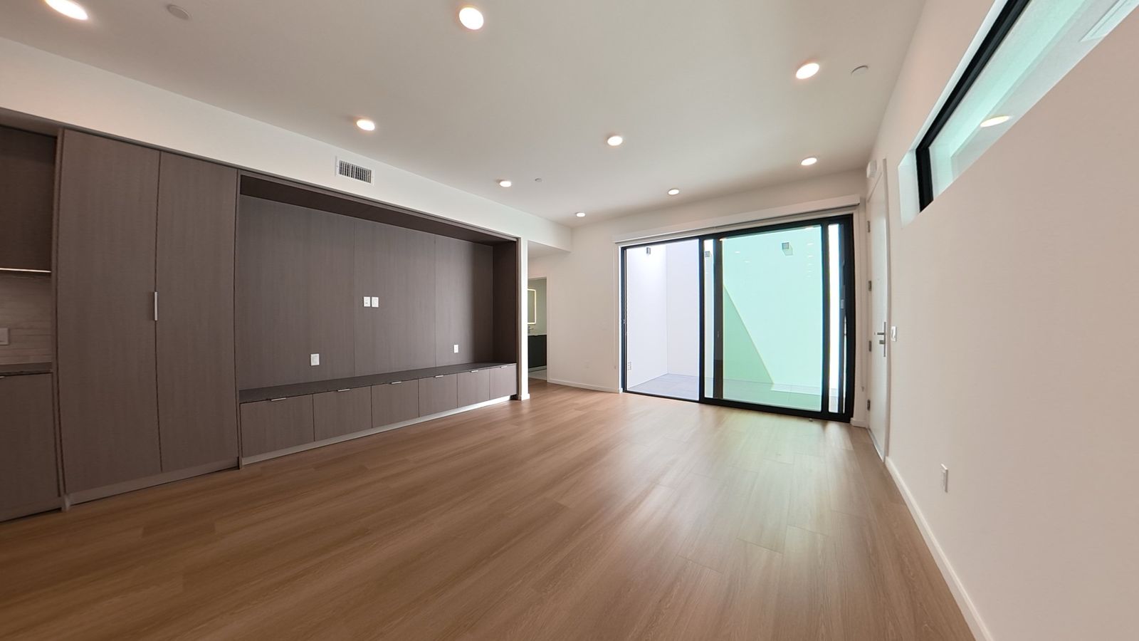 Living room flowing onto the deck